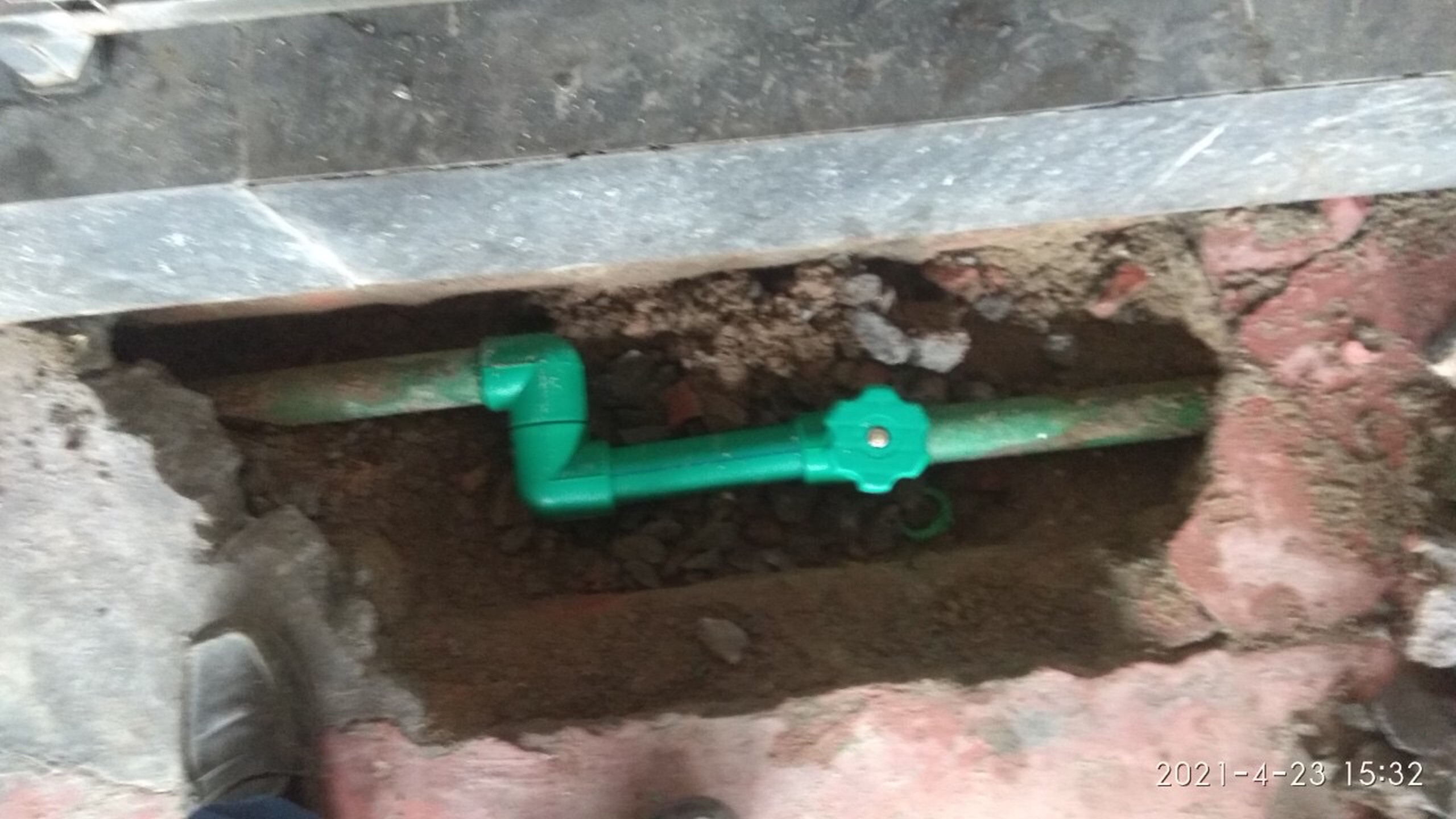 Thợ sửa ống nước bị vỡ tại nhà giá rẻ Hải Phòng