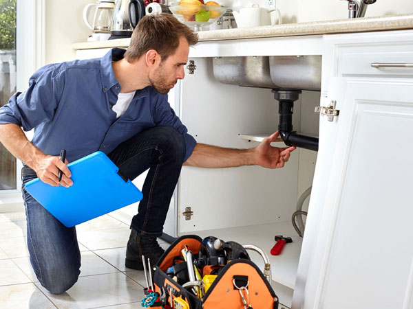 Vệ Sinh Đường Ống Nước - Giữ Nguồn Nước Sạch, Gia Đình Khỏe